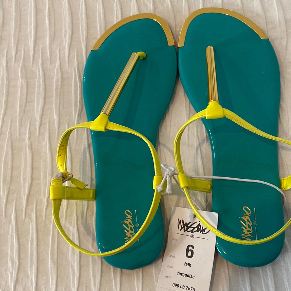 Mossimo sandals, size 6